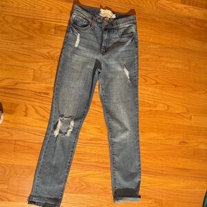 Altar'd State Distressed ( Sally) Slim Jeans
